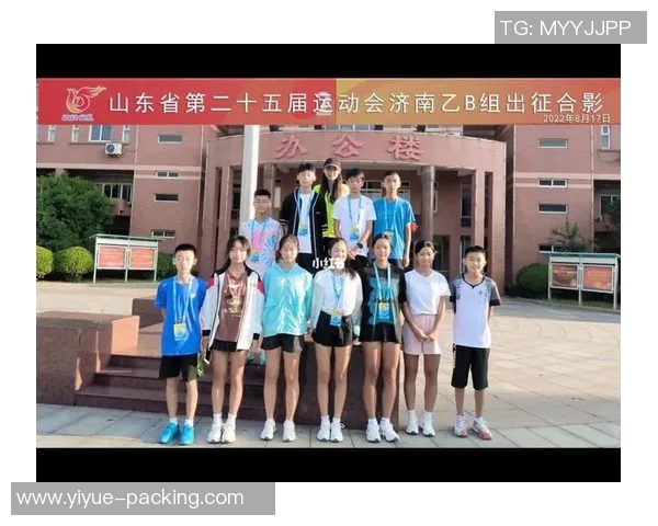 武汉网球队与广州网球队赛后复盘分析比赛经验与战术调整