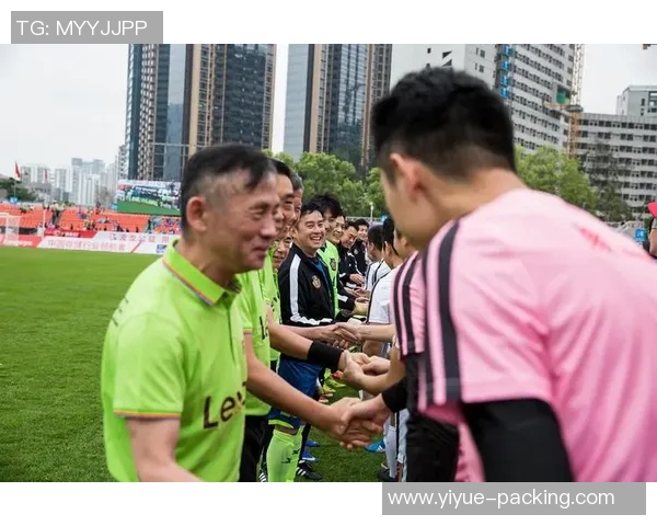 深圳足球队在冠军赛中的灵活战术与团队配合分析